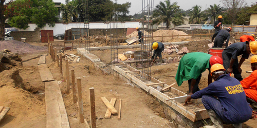 Construction dun ensemble de Villas avec quipements en R.D.C (Kinshasa - 2013)
