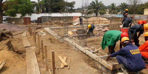 Construction dun ensemble de Villas avec quipements en R.D.C (Kinshasa - 2013)
